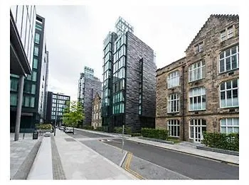 **** Otel Cloud 9 - Quartermile Apartments Edinburgh Birleşik Krallık