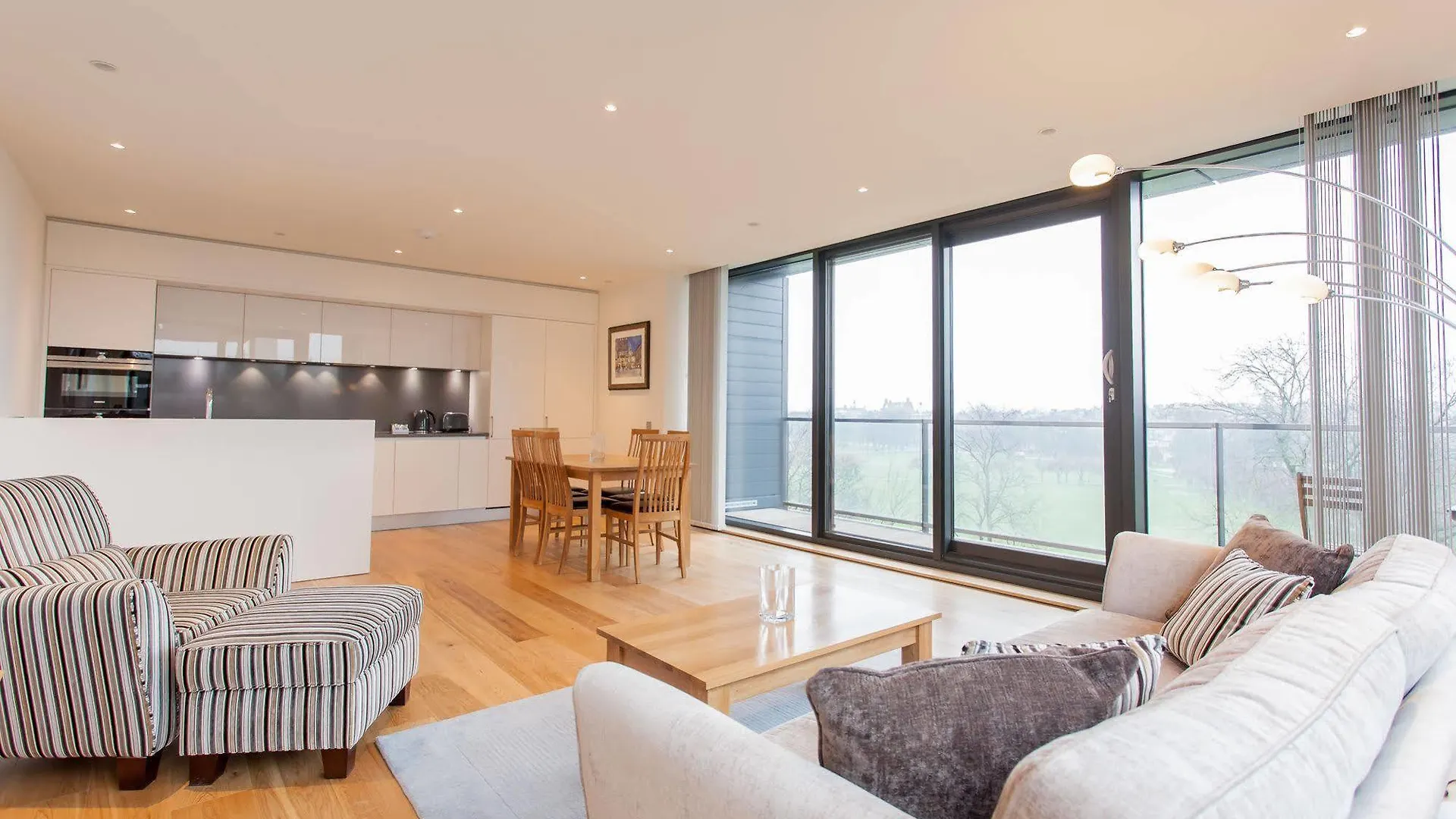 **** Otel Cloud 9 - Quartermile Apartments Edinburgh Birleşik Krallık