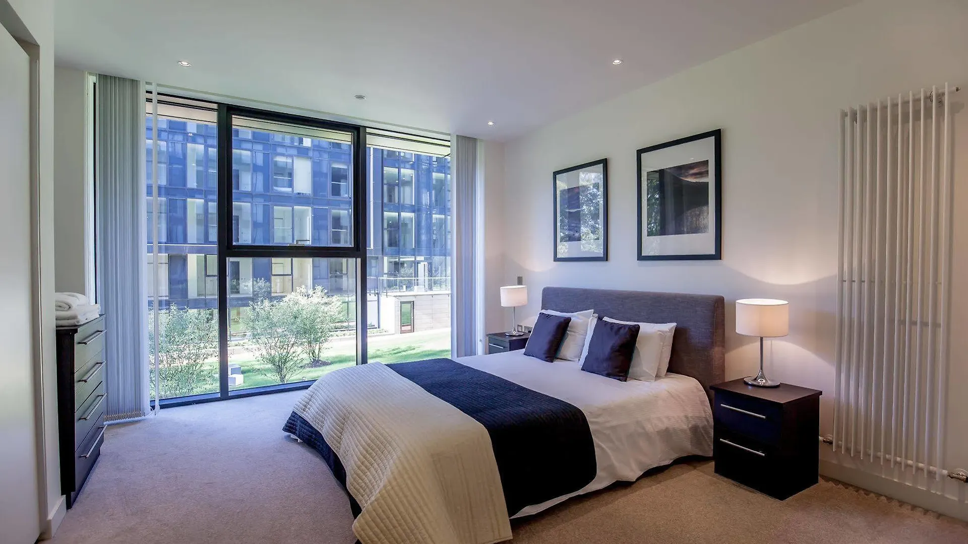 Otel Cloud 9 - Quartermile Apartments Edinburgh